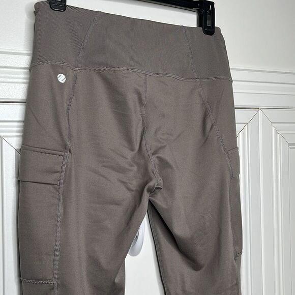 Z by Zella 7/8 Length Leggings Size M - Picture 4 of 7